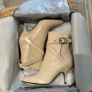 Unworn new bottega veneta booties